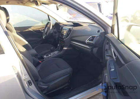 2020 Subaru Forester Premium из США, поврежденный, VIN JF2SKAGC7LH425439